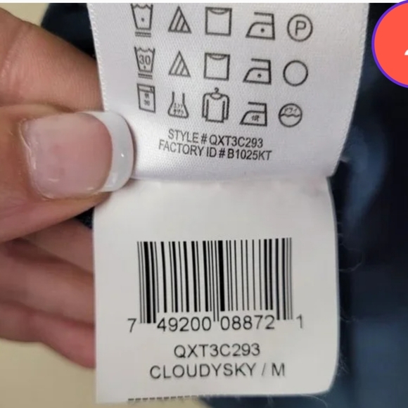 2/$20 BCBGeneration mini skirt - Picture 4 of 5